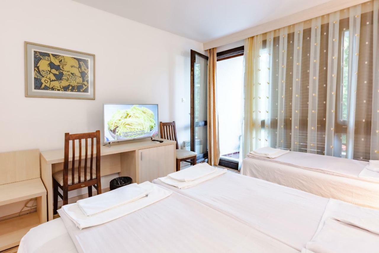 Hotel Pela Ohrid Buitenkant foto